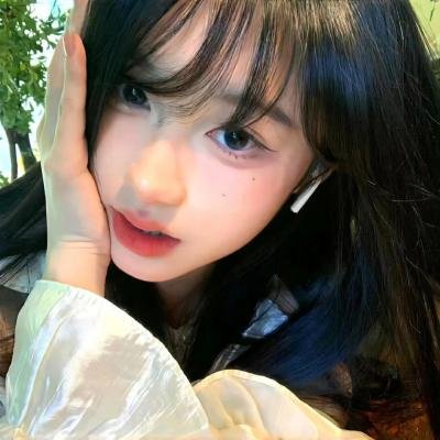 菲比梦游奇境